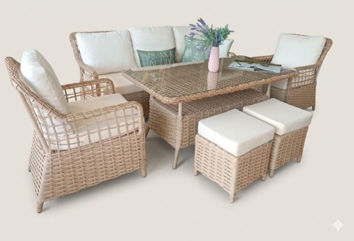 Serdivan’daki Naus Bahçe Mobilyası’nda yaz sezonuna özel indirim kampanyası başladı