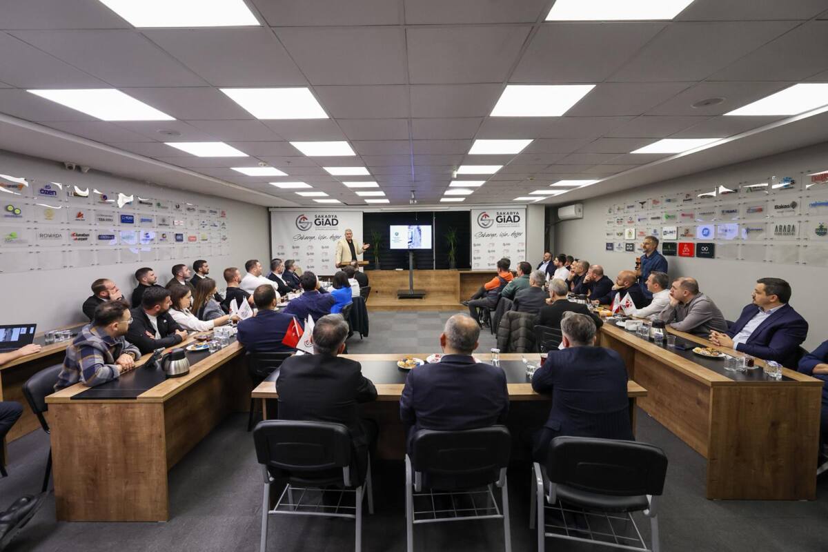 Sakarya GİAD Vizyon Programında Serdivan’ın Kentsel ve Ekonomik Geleceği Masaya Yatırıldı