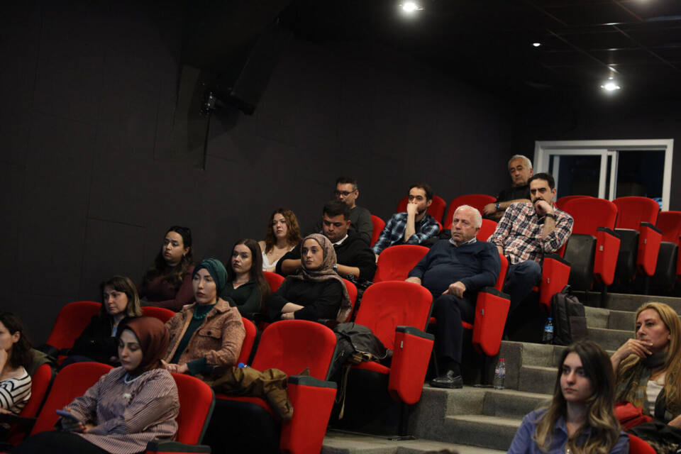 “Gülizar” Filmi Sakarya’da İzleyiciyle Buluştu ve Yoğun İlgi Gördü