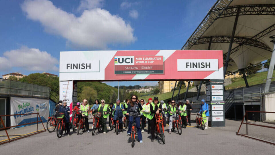 Ayçiçeği Bisiklet Vadisi’nde Kadınlara Yönelik Sağlıklı Yaşam Etkinlikleri Sürüyor
