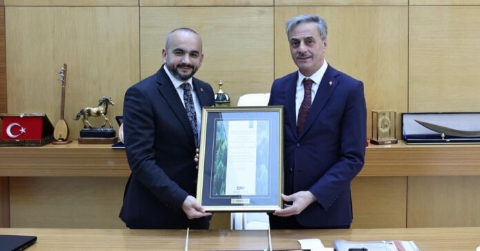 Sakarya GİAD’dan Belediye Ziyaretlerinde Fidan Bağışı ve Sürdürülebilirlik Vurgusu