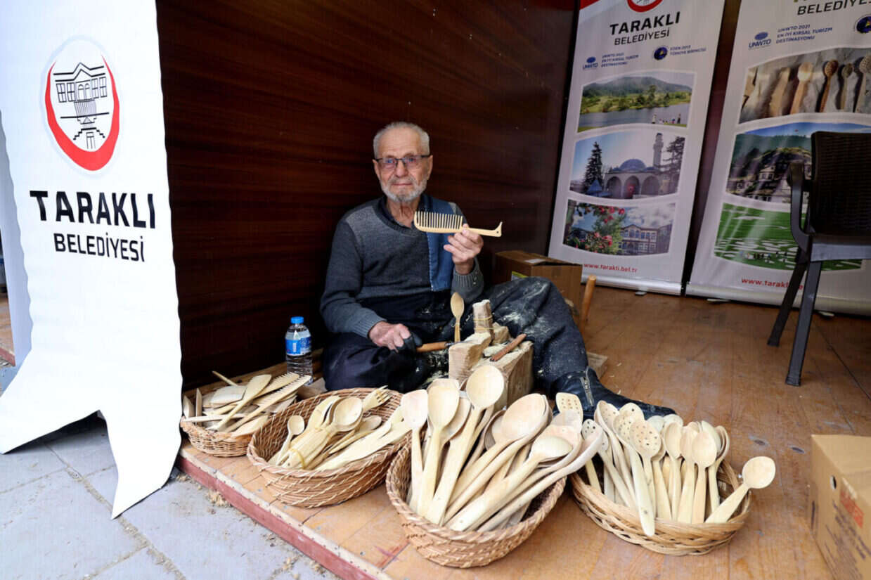 Sakarya'da Turizm Haftası'na Özel Sokakta Kültür ve Lezzetler Buluştu