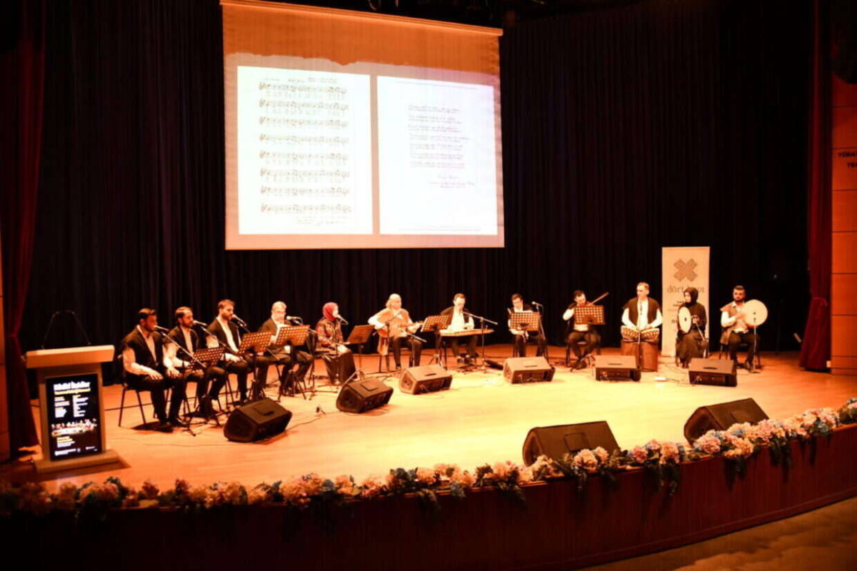 Sakarya Üniversitesi'nde Kâdirî İlâhiler Tasavvuf Müziği Konseri Sanatseverlerle Buluştu
