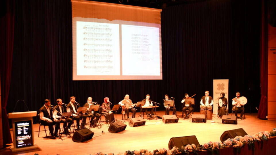 Sakarya Üniversitesi'nde Kâdirî İlâhiler Tasavvuf Müziği Konseri Sanatseverlerle Buluştu